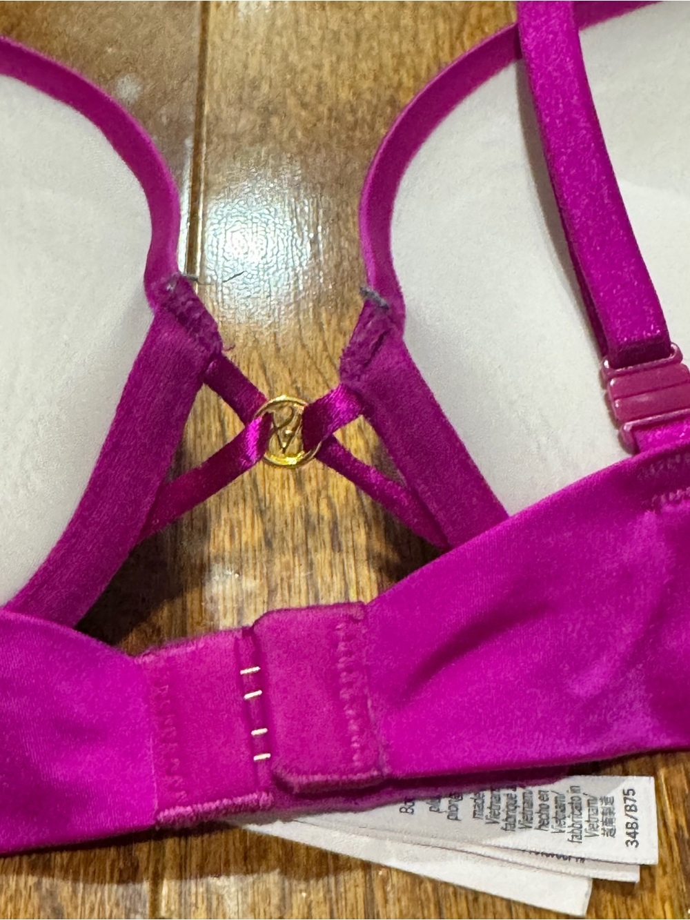 Victoria’s Secret Bombshell Satin Plunge RARE Pink Push Up Bra Adds 2 Cups 34B - Picture 9 of 9